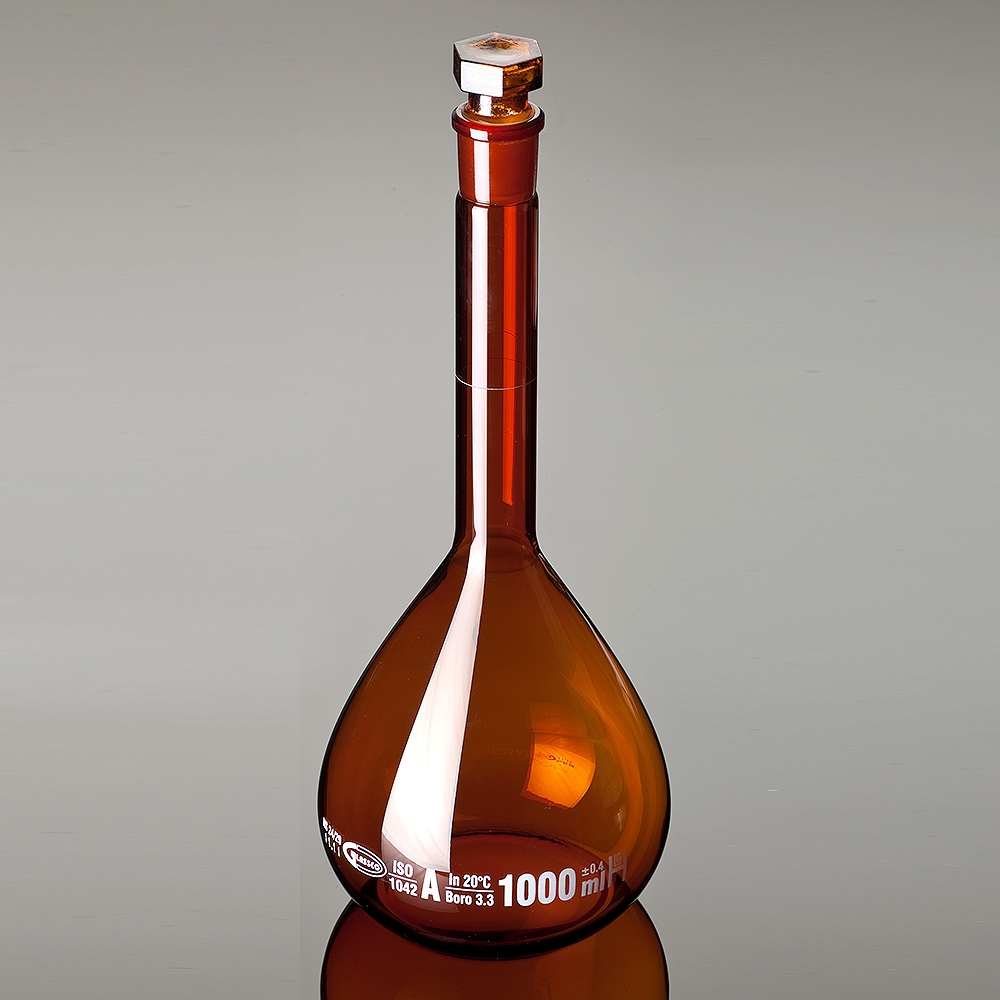 Jointed Glassware, Flask, Volumetric Flask, Amber, Class A, Glass Stopper, Batch Certificate, Capacity 100ml, Borosilicate Glass 3.3