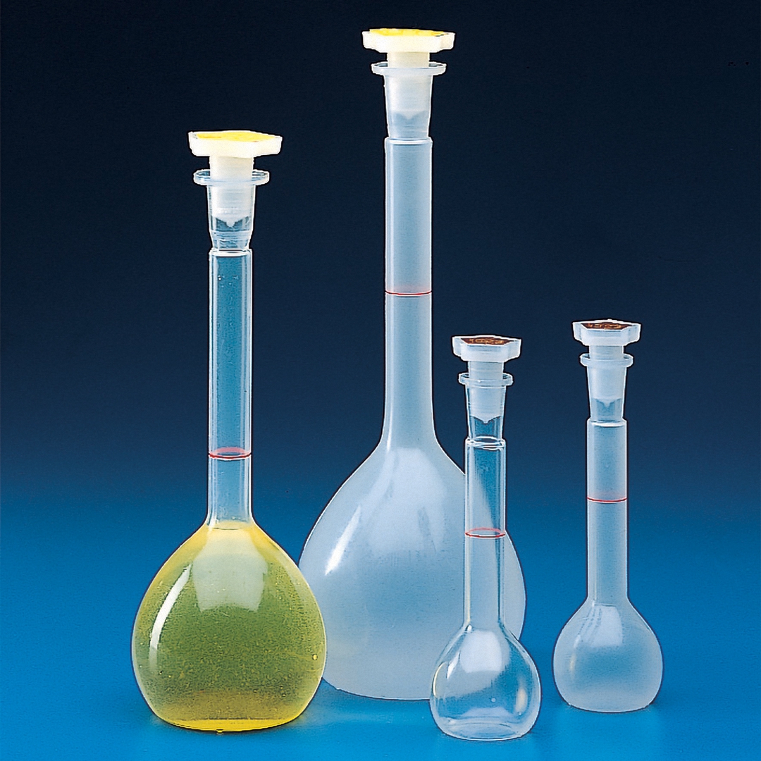 Kartell Volumetric Flasks With Cap, Capacity 1000ml, Tolerance +/- 10 (ml)ml, Height 325mm, OD 120mm, NS/DIN 19/26, Material PP