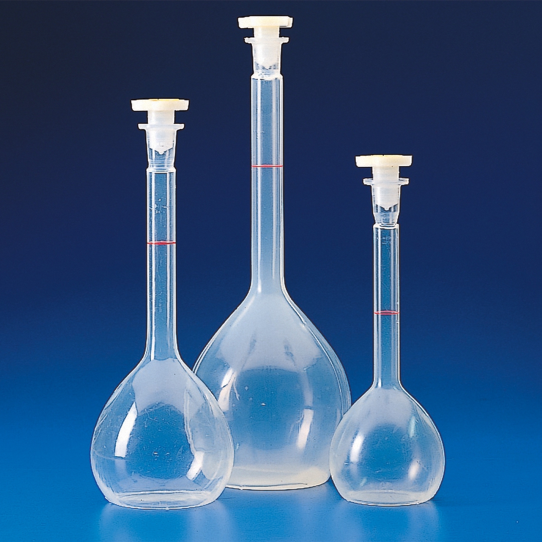 Kartell Volumetric Flasks With Cap, Capacity 1000ml, Tolerance +/- 10 (ml)ml, Height 325mm, OD 120mm, NS/DIN 19/26, Material PMP (TPX)